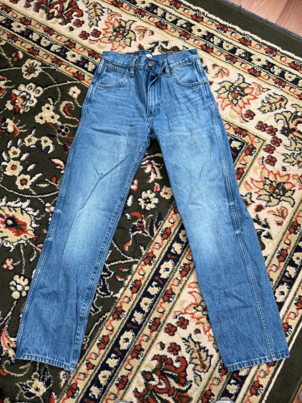 Wrangler Medium Wash Straight Leg Jeans High Rise Size 25